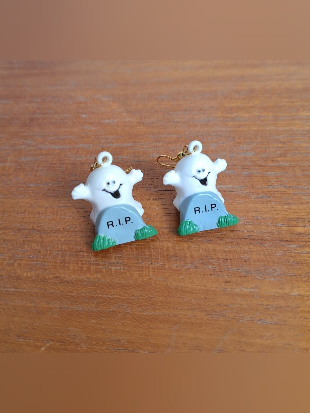Vintage 90s Halloween Ghost Earrings Casper Happy Spooky Novelty Russ Berrie